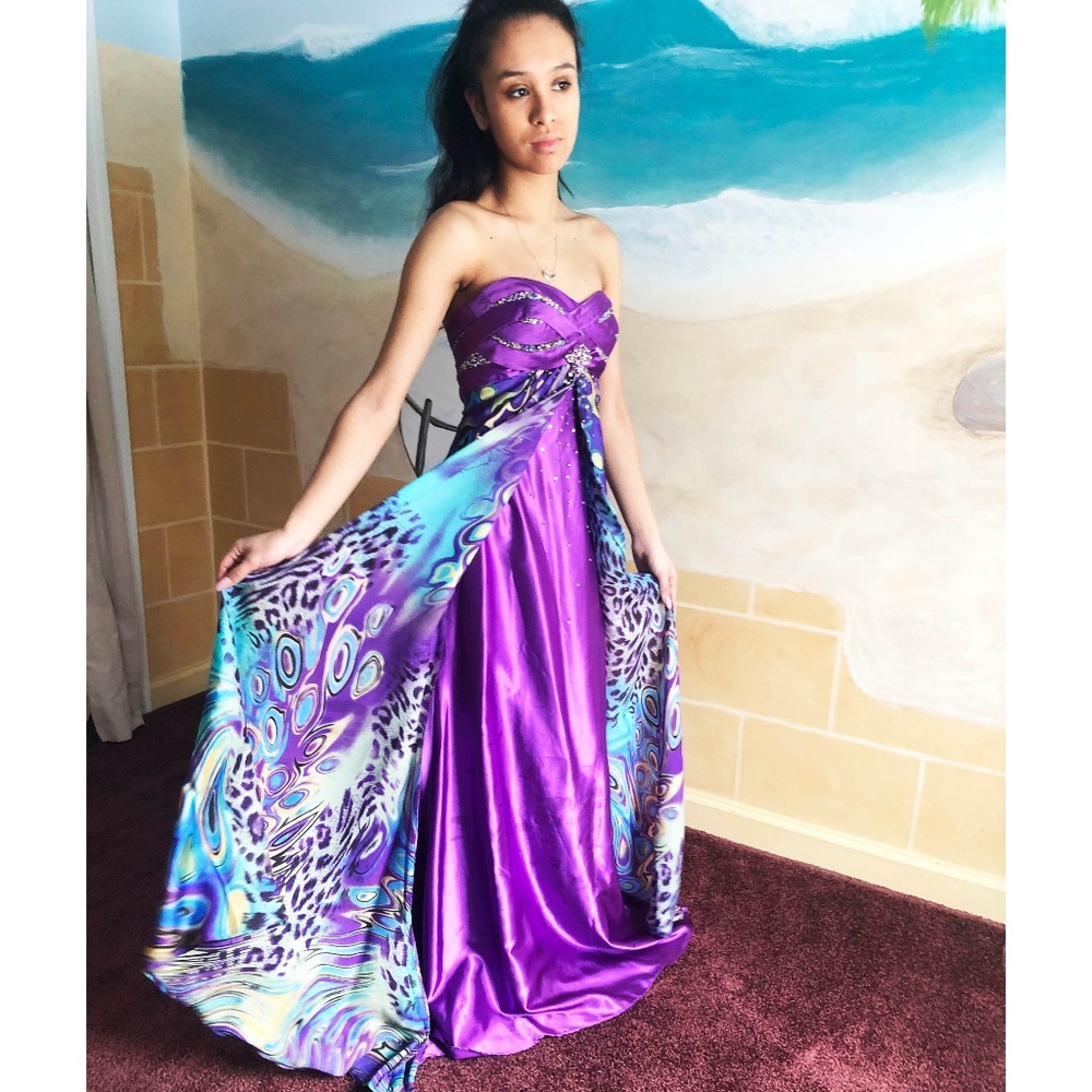 Peacock long Gown - Tony Bowls Paris